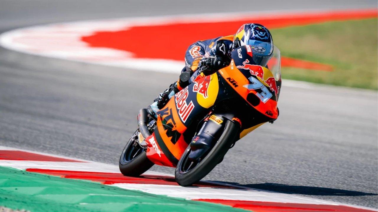 Moto 3- Valentiacuten Perrone no pudo redondear una buena clasificacioacuten y largaraacute 15deg en el GP de Cataluntildea