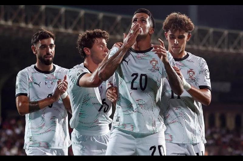 Portugal arrasa 5-0 a Armenia y lidera el Grupo F en las Eliminatorias UEFA