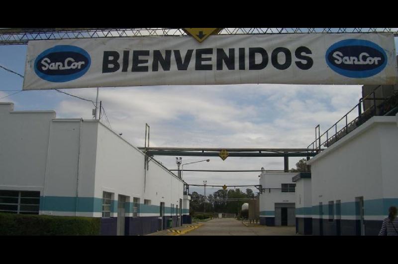 SanCor- ATILRA votoacute en asamblea pedir la quiebra de la cooperativa