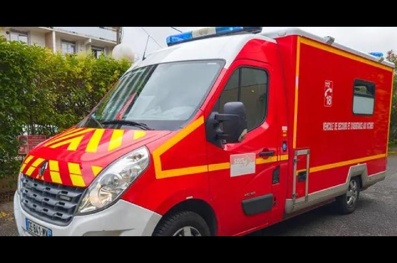 Francia- un auto atropelloacute a varios peatones en Normandiacutea- un muerto y tres heridos