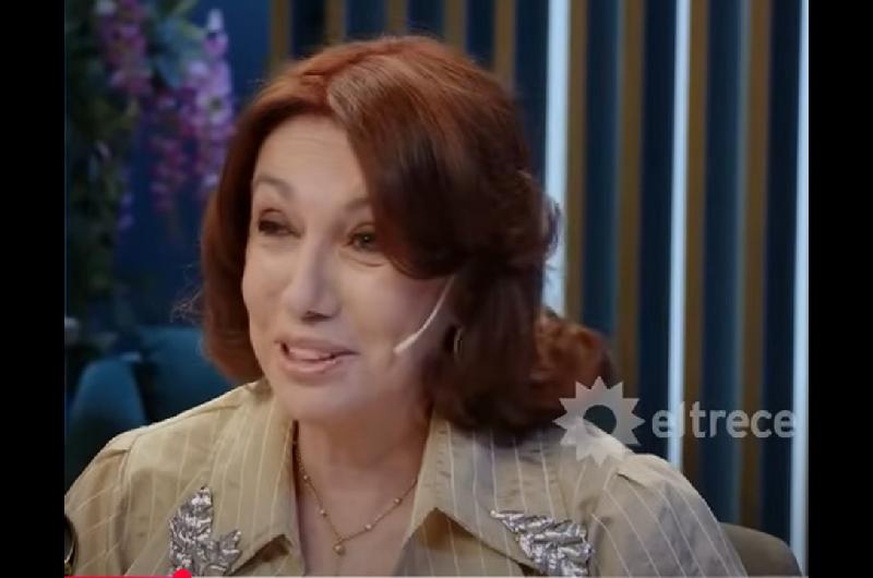 Nora Caacuterpena sorprendioacute en la mesa de Mirtha- ldquoMe teniacutea prohibida Mirtha se habiacutea enojado conmigordquo