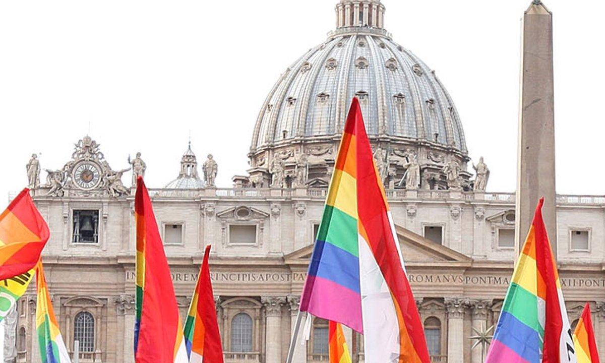 Peregrinos de la comunidad LGBT llegaron al Vaticano
