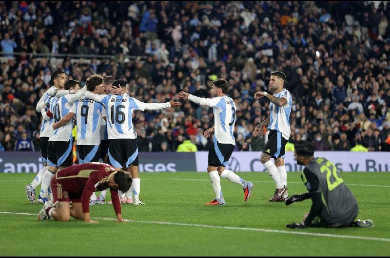 Sin Messi la Seleccioacuten argentina cierra las Eliminatorias Sudamericanas en su visita a su par de Ecuador
