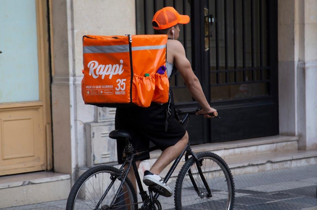 Amazon adquiere parte de Rappi en busca de reforzar su logiacutestica y competir con Mercado Libre en la regioacuten