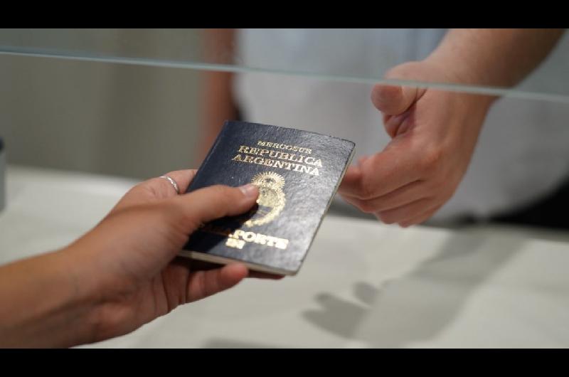 Pasaportes truchos- doacutende conseguir uno nuevo GRATIS si tengo un viaje urgente