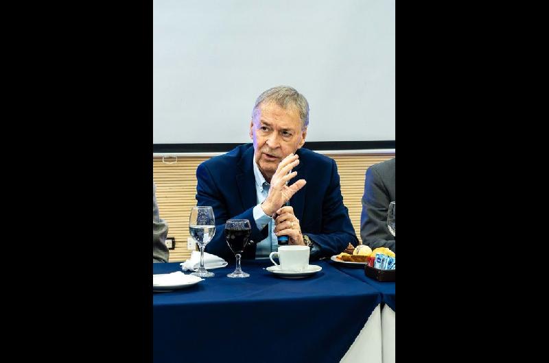 Schiaretti refuerza su campantildea en Coacuterdoba y consolida el armado de Provincias Unidas