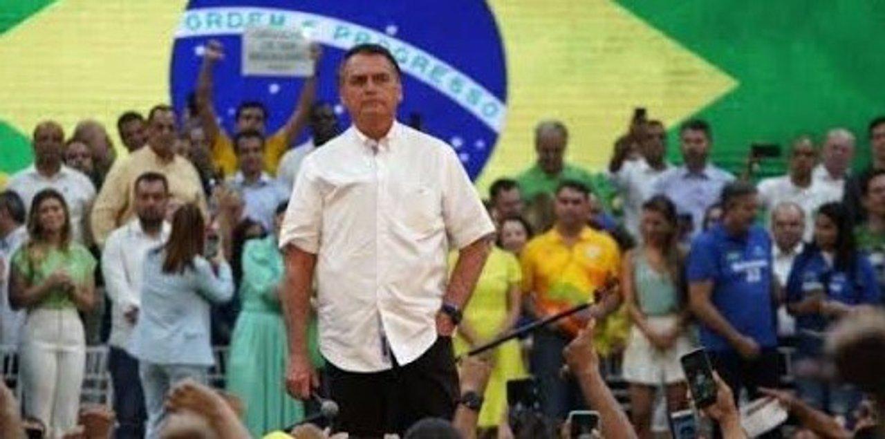 Juez brasilentildeo votoacute por la absolucioacuten de Bolsonaro