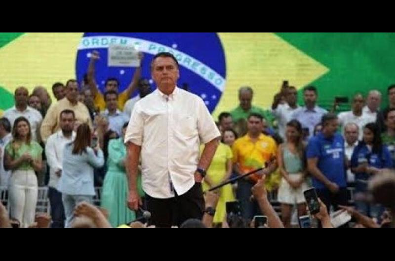 Juez brasilentildeo votoacute por la absolucioacuten de Bolsonaro