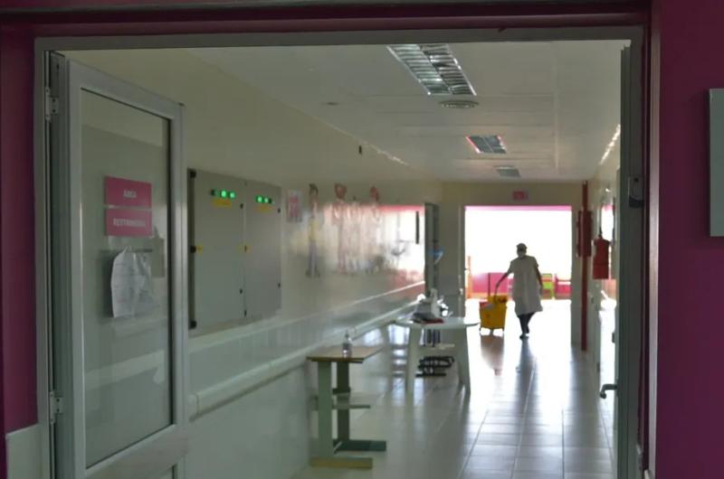 El enfermero acusado de inyectar leche a un bebeacute seraacute enjuiciado el 1 de octubre