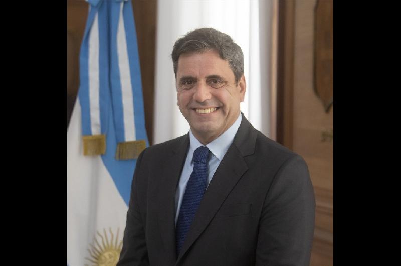Lisandro Catalaacuten recibe a Leandro Zdero Cornejo y Frigerio en su debut como ministro del Interior