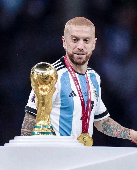 Papu Goacutemez rompioacute el silencio- su relacioacuten con Scaloni la Seleccioacuten y su vuelta al fuacutetbol