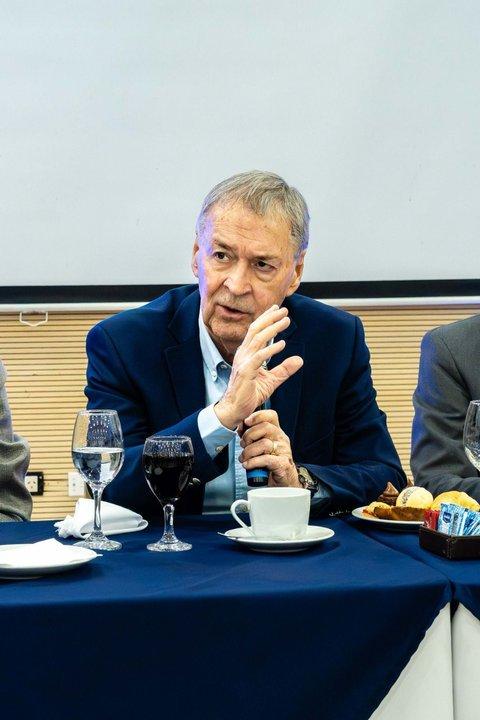 Schiaretti criticoacute el veto a la Ley Garrahan- ldquoEs darle la espalda a los nintildeos y a la salud puacuteblicardquo