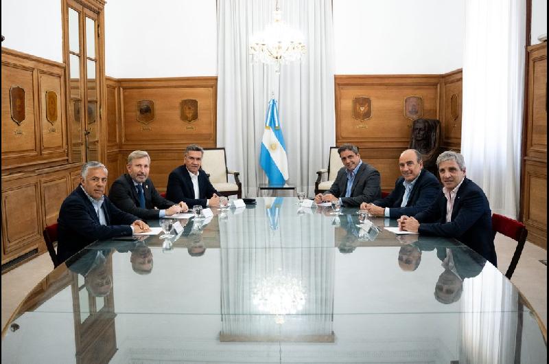 El Gobierno inicioacute la mesa de diaacutelogo federal con tres gobernadores afines