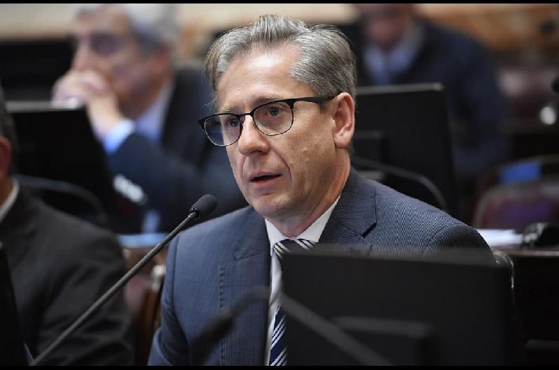Vischi alertoacute sobre los vetos presidenciales- ldquoEl Gobierno debe respetar los liacutemites que le pone el Congreso