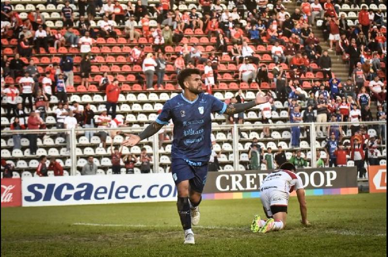 Temperley se llevoacute un triunfazo ante Deportivo Moroacuten por la Zona B de la Primera Nacional