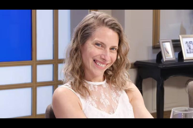 ldquoHarinas dulces laacutecteosrdquo- Elena Roger reveloacute coacutemo es su rutina para cuidar su voz y sorprendioacute a todos