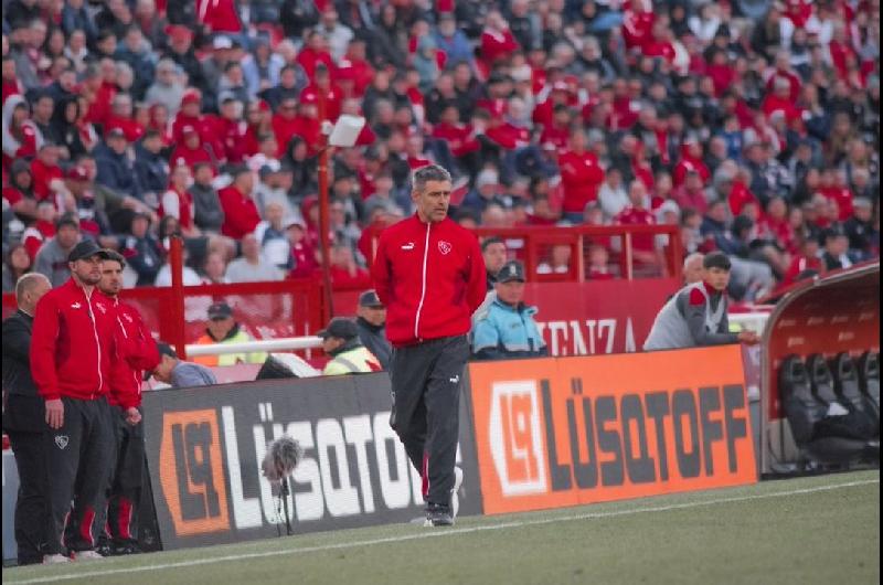 Los entrenadores que suenan en Independiente tras la renuncia de Vaccari
