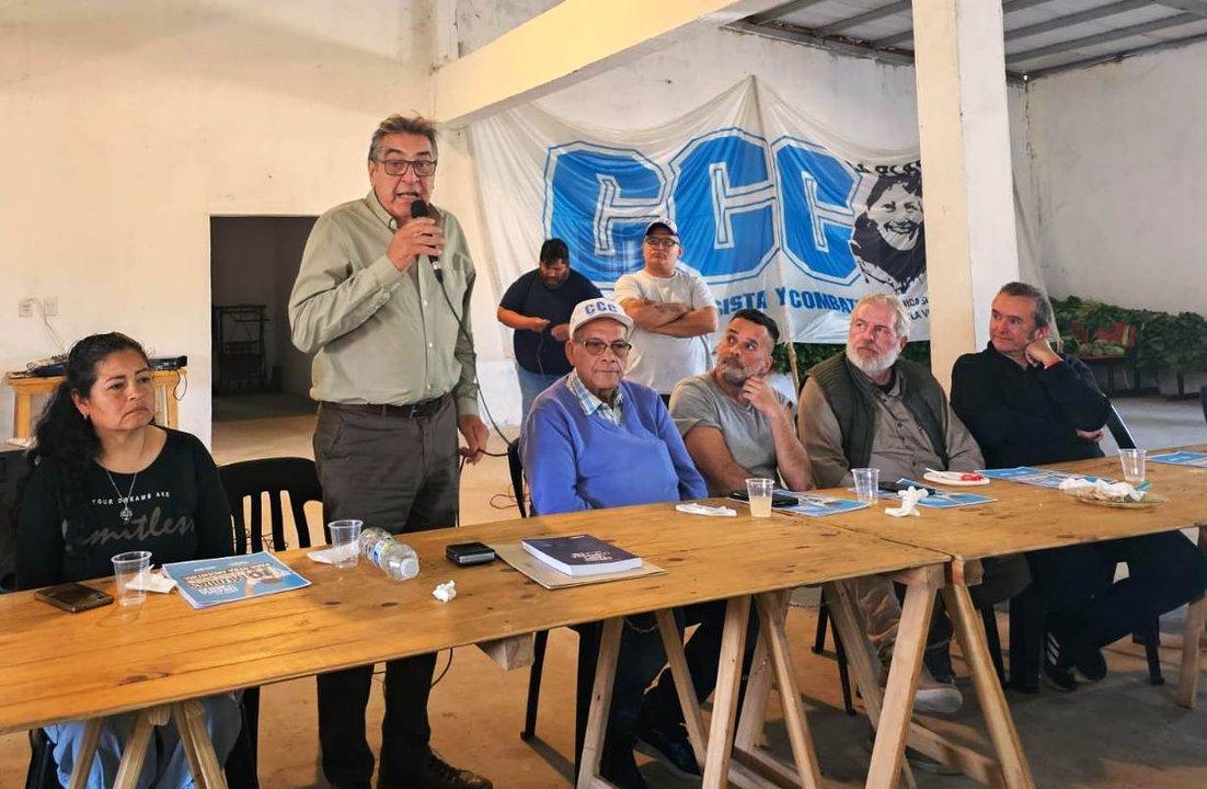 Las dos CTA participan este lunes de una conferencia frente al Congreso en rechazo a los vetos presidenciales