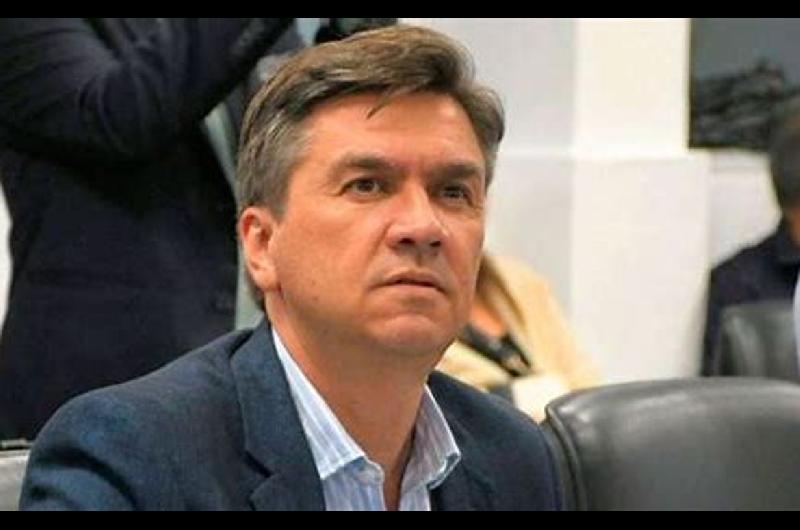 Leandro Zdero y Aiacuteda Ayala- Un anaacutelisis de las turbias vinculaciones poliacuteticas en el Chaco