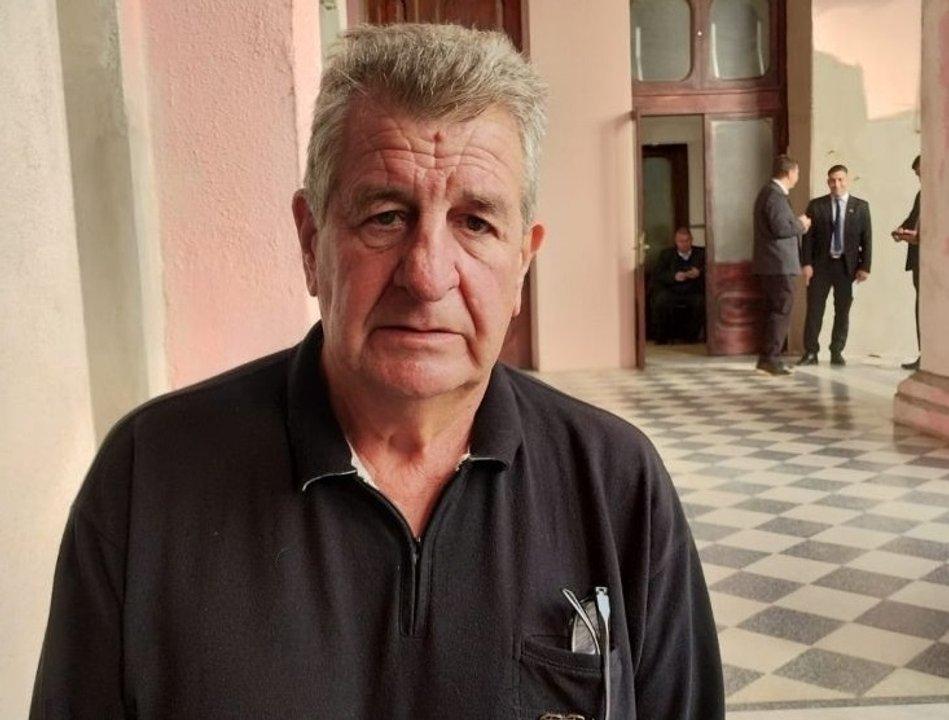 ldquoVayan practicando con la escoba porque van a limpiar la ciudad advirtioacute a ntildeoquis un intendente electo