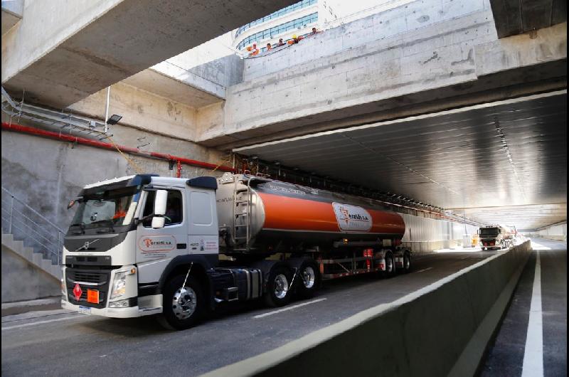 Simplifican la inscripcioacuten al reacutegimen de transportistas de hidrocarburos