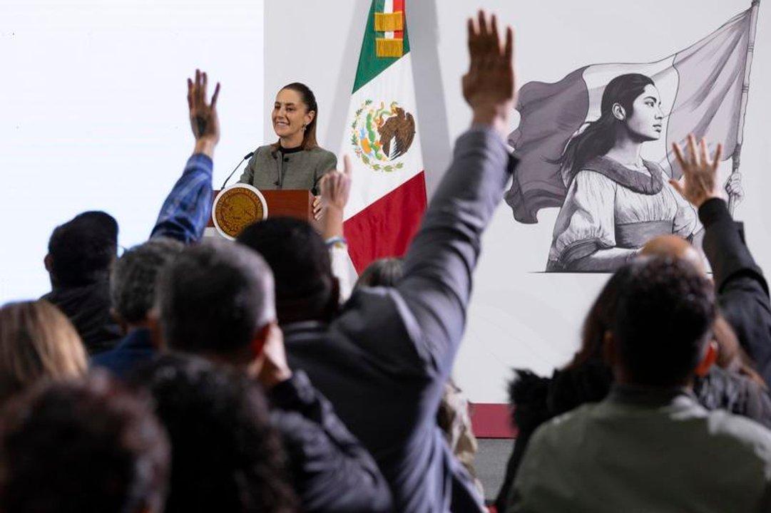 Sheinbaum realizoacute un ldquoGrito de Independencialdquo histoacuterico como la primera presidenta de Meacutexico