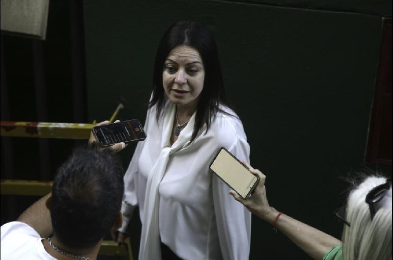 Aseguran que Pettovello nunca hizo auditoriacuteas en los comedores y que la Justicia ldquola obligoacute a reconocerlordquo