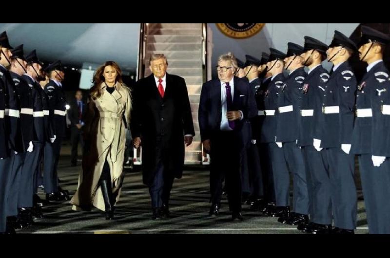 Trump llegoacute a Londres para visita oficial en medio de las protestas