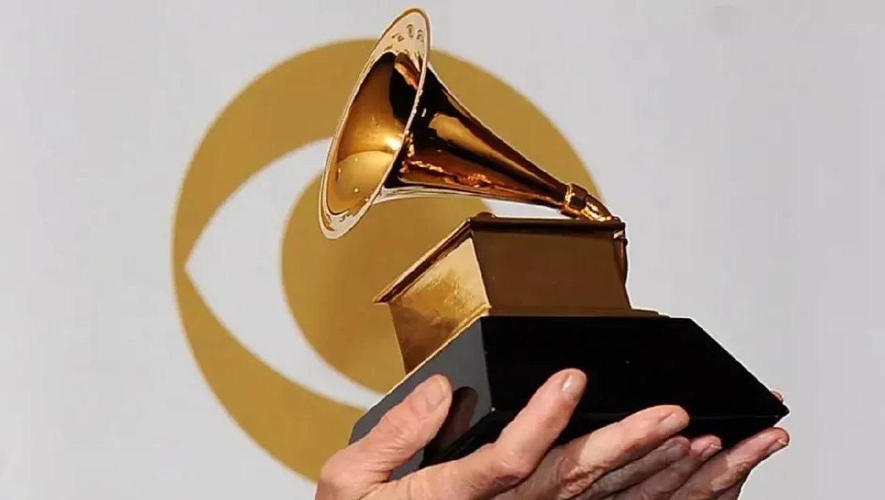 Bad Bunny Natalia Lafourcade Ca7riel y Paco Amoroso- todos nominados a los Latin Grammy 2025