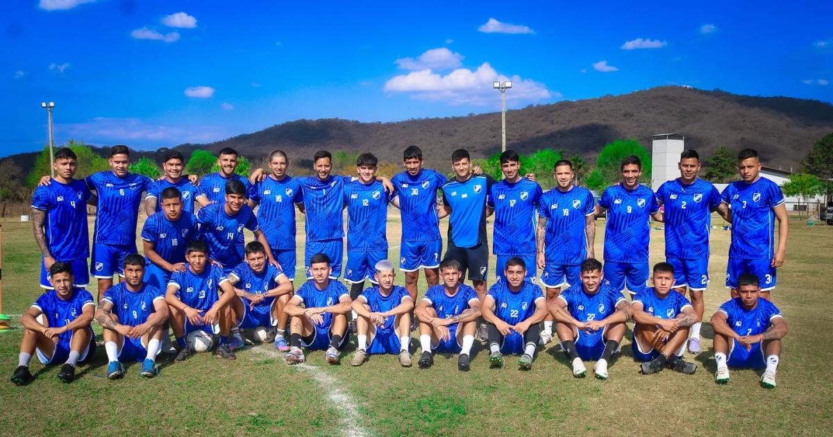 El Expreso periquentildeo puso primera rumbo al Regional