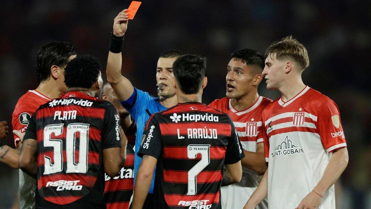 Conmebol anuloacute la expulsioacuten de Gonzalo Plata en Flamengo-Estudiantes