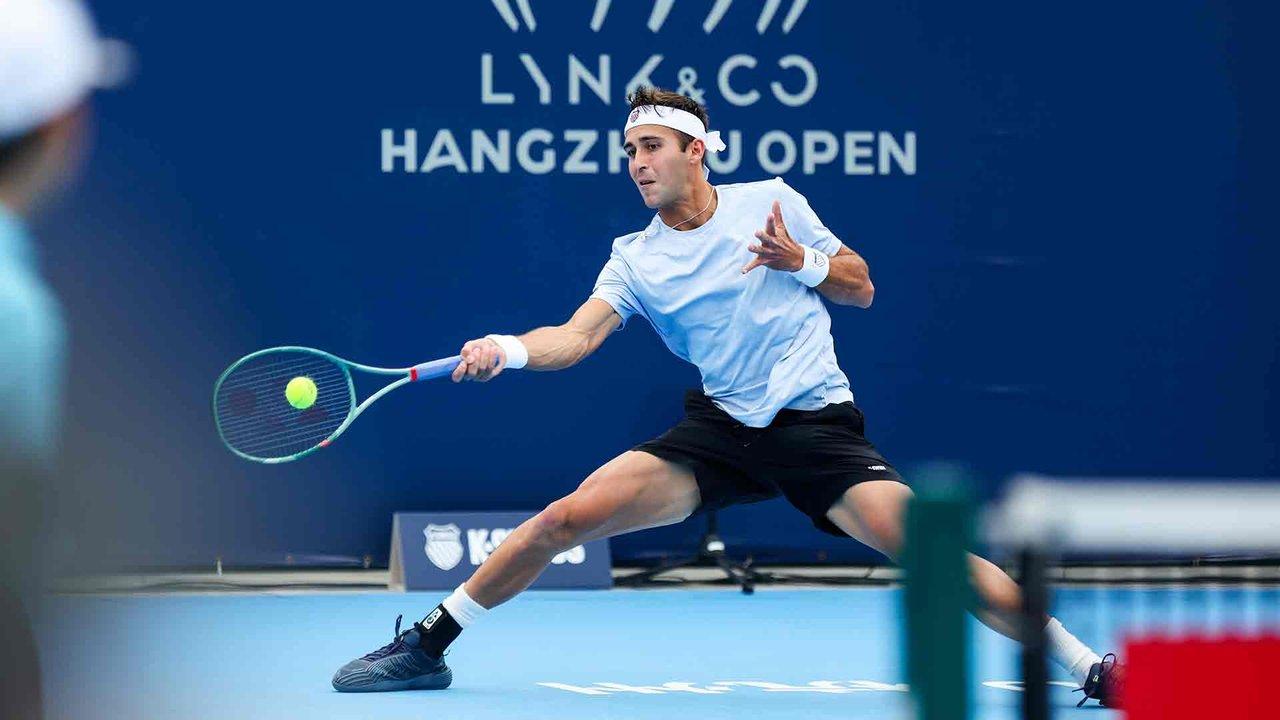 Etcheverry sigue de racha y se metioacute en los cuartos de final del ATP 250 de Hangzhou