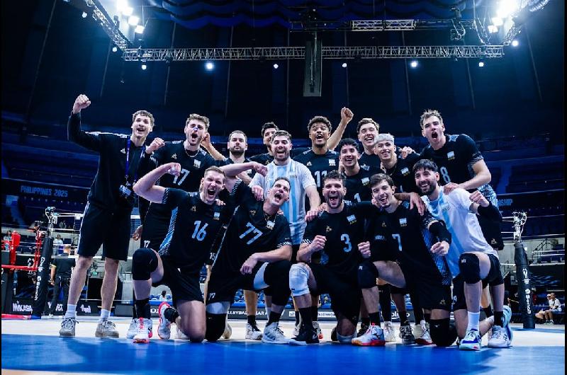 Argentina e Italia se enfrentan por un lugar en los cuartos del Mundial de Voacuteley