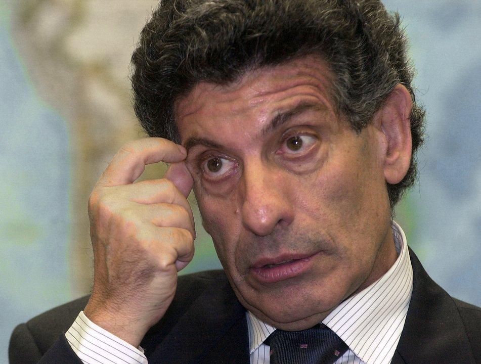 iquestPor queacute renuncioacute Chacho Aacutelvarez a la vicepresidencia hace 25 antildeos