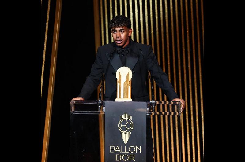 Lamine Yamal se quedoacute con el Trofeo Kopa por segundo antildeo seguido