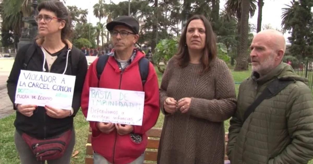 Exigen que un sacerdote acusado de abuso sea trasladado