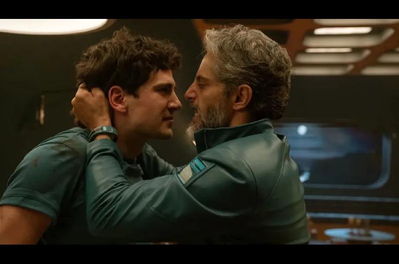 Coacutemo es ldquoEl refugio atoacutemicordquo la serie espantildeola que estaacute arrasando en Netflix