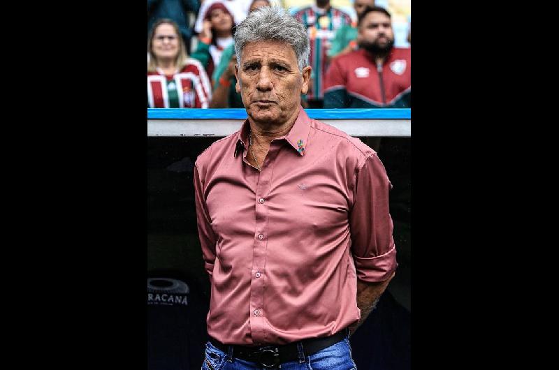 Tras la eliminacioacuten ante Lanuacutes en la Sudamericana Gauacutecho dejoacute Fluminense y disparoacute contra las redes sociales