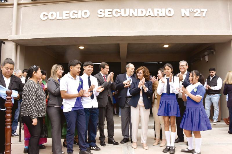 El intendente de Yuto destacoacute el apoyo del gobernador Sadir