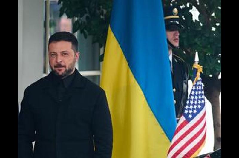 Zelenski cruza amenazas con Medveacutedev y tambieacuten recibe criacuteticas desde Georgia