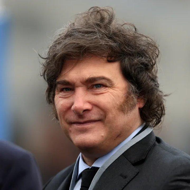 Javier Milei participa de la Feria de Turismo y continuacutea con la campantildea electoral en Tierra del Fuego 