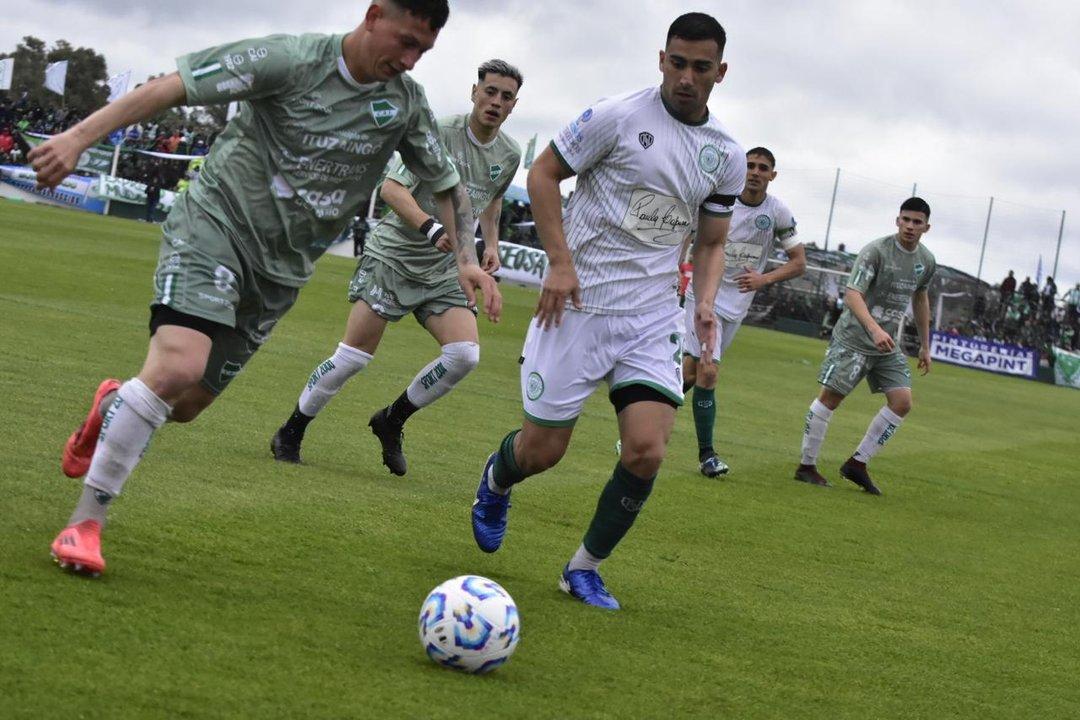 Deportivo Camioneros le ganoacute la final de la Primera C a Ituzaingoacute y ascendioacute a la B Metropolitana