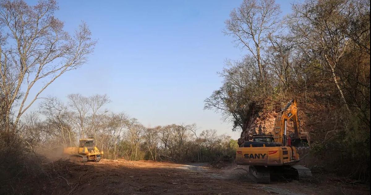 Sadir recorrioacute obras que se ejecutan en la RP 56 entre Carahunco y La Mendieta