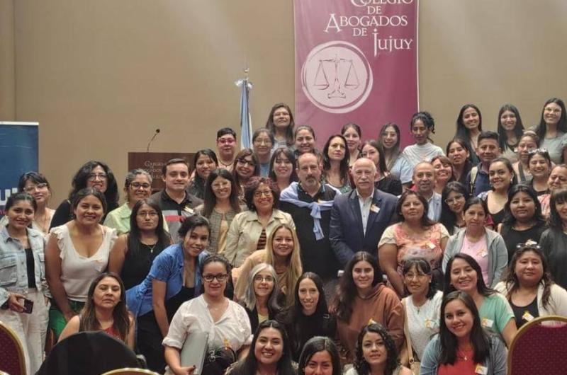 Nueva capacitacioacuten sobre prevencioacuten del suicidio