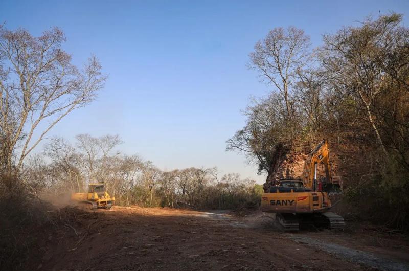 Sadir recorrioacute obras que se ejecutan en la RP 56 entre Carahunco y La Mendieta