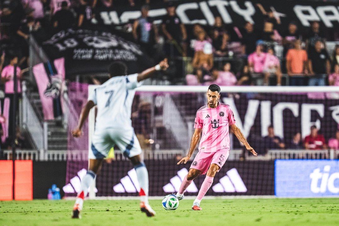 El Inter Miami de Messi cayoacute con el Chicago Fire por 5-3 aunque sigue en puestos de playoffs de la MLS