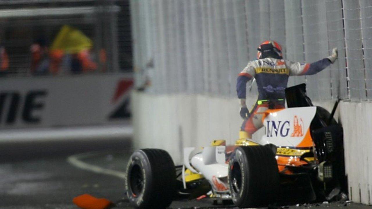 ldquoCrashgaterdquo- el escaacutendalo en el GP de Singapur 2008 que tuvo como principal involucrado a Briatore