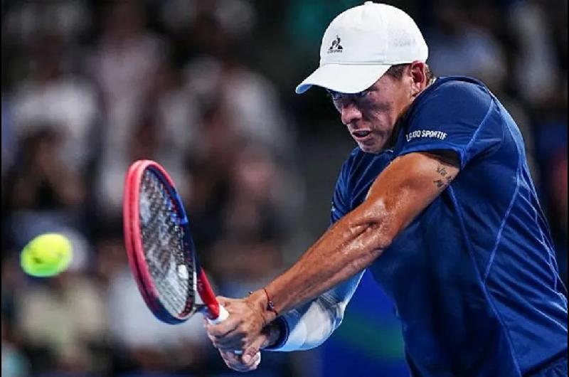 Baacuteez le ganoacute al local Zhang y se metioacute en la segunda ronda del Masters 1000 de Shanghaacutei