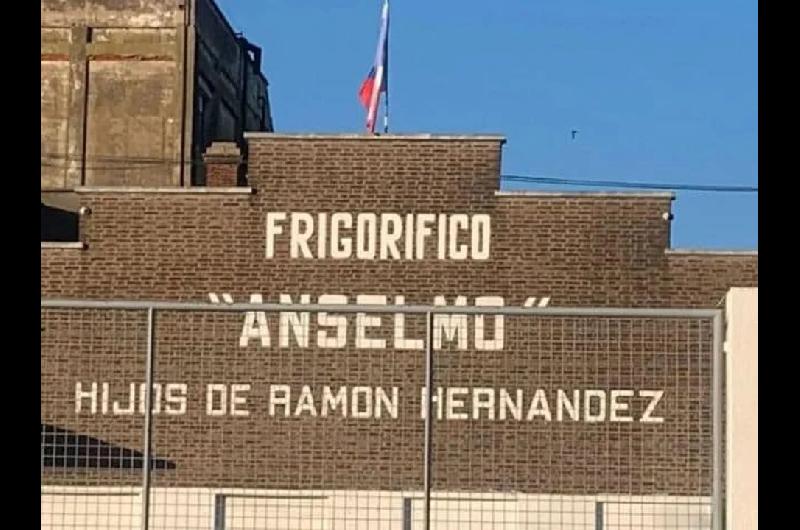 Los chinos compran mucha menos carne y un frigoriacutefico regional pagoacute el pato- quiebra y un centenar de despidos