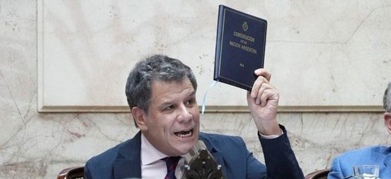 Facundo Manes denuncioacute ldquoun pactordquo entre el gobierno y el kirchnerismo